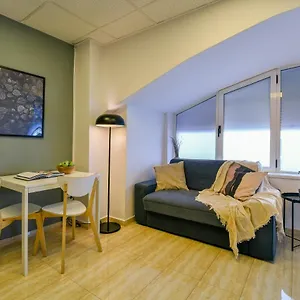 https://olala-unirii-center-apartments.bucharesthotelsnow.com