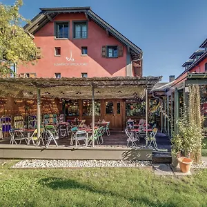 La Maison Rouge 3*, Chambéry Franciaország