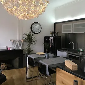 https://wine-home.hotels-rhonealpes.com